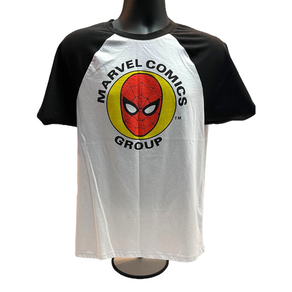 Spider-Man Marvel Comics Group Raglan Tee Mens Medium | Black White Disney Shirt